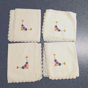 Embroidered Linen Napkins with Crocheted Eyelets & Lace Trim, Set of 4, Vintage